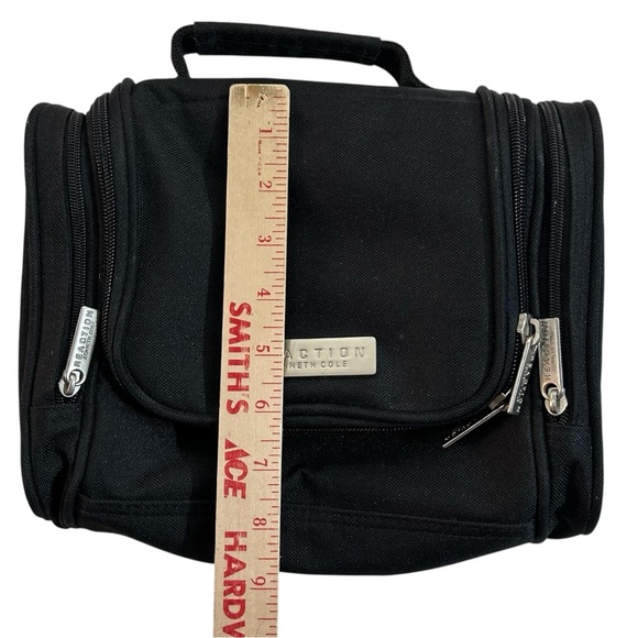 Kenneth Cole Reaction Toiletry Bag Travel Makeup Shaving Black Nylon Hanging - Picture 10 of 12